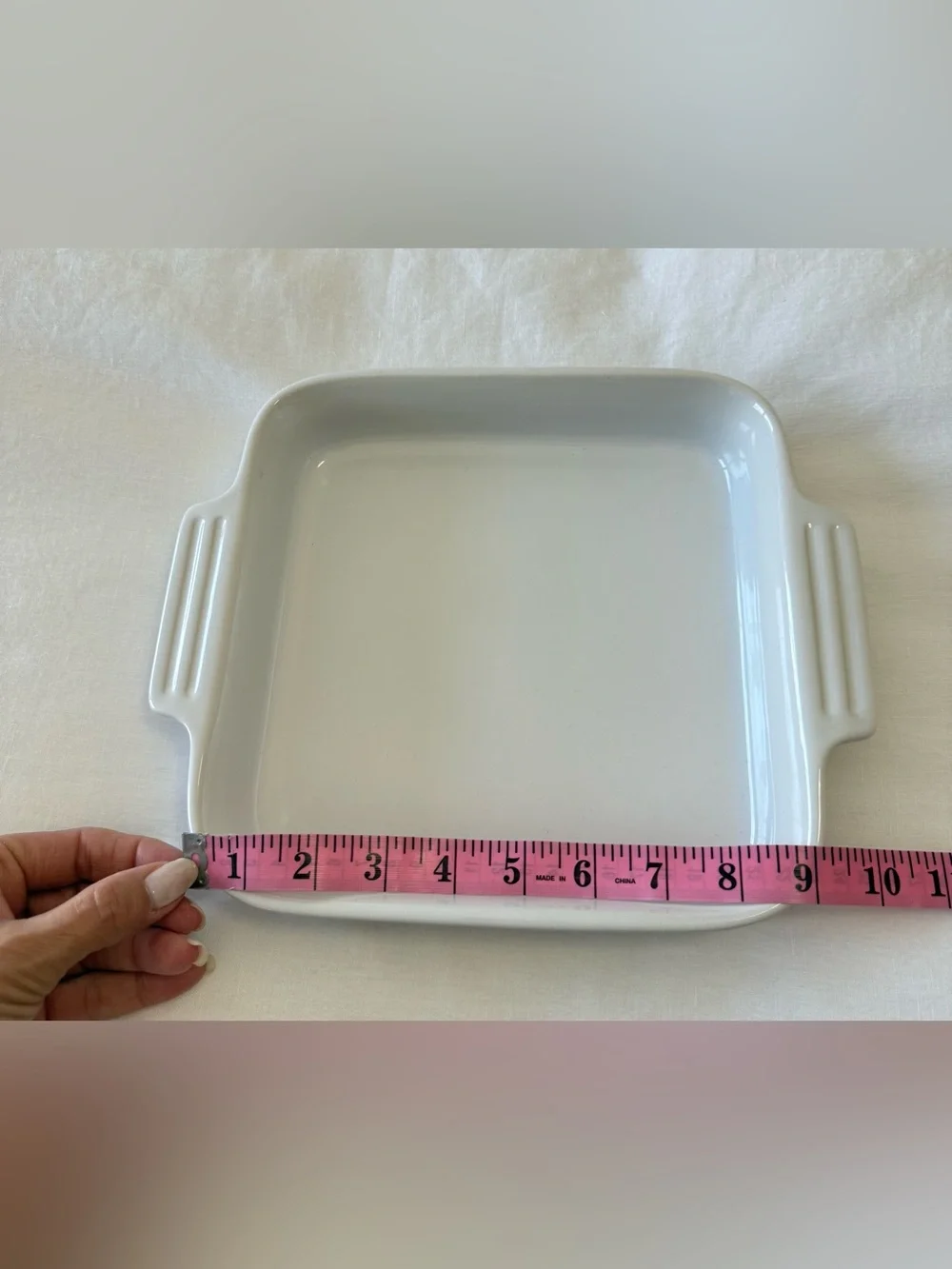 Le Creuset | Lot 2 | 9”x9” White Square Baking Dish & Revolution Utensil Crock